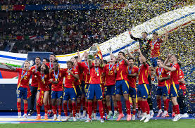 收入和赞助 收入和赞助